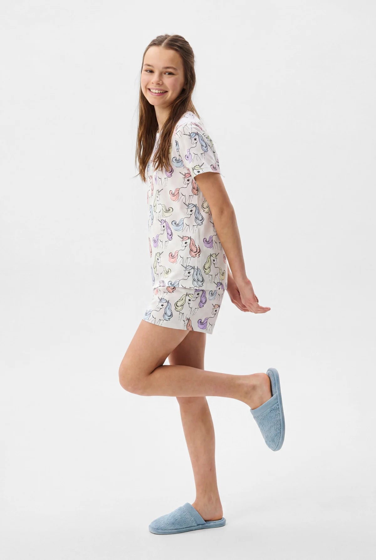 Girls' Unicorn Patterned Pajama Set with Shorts