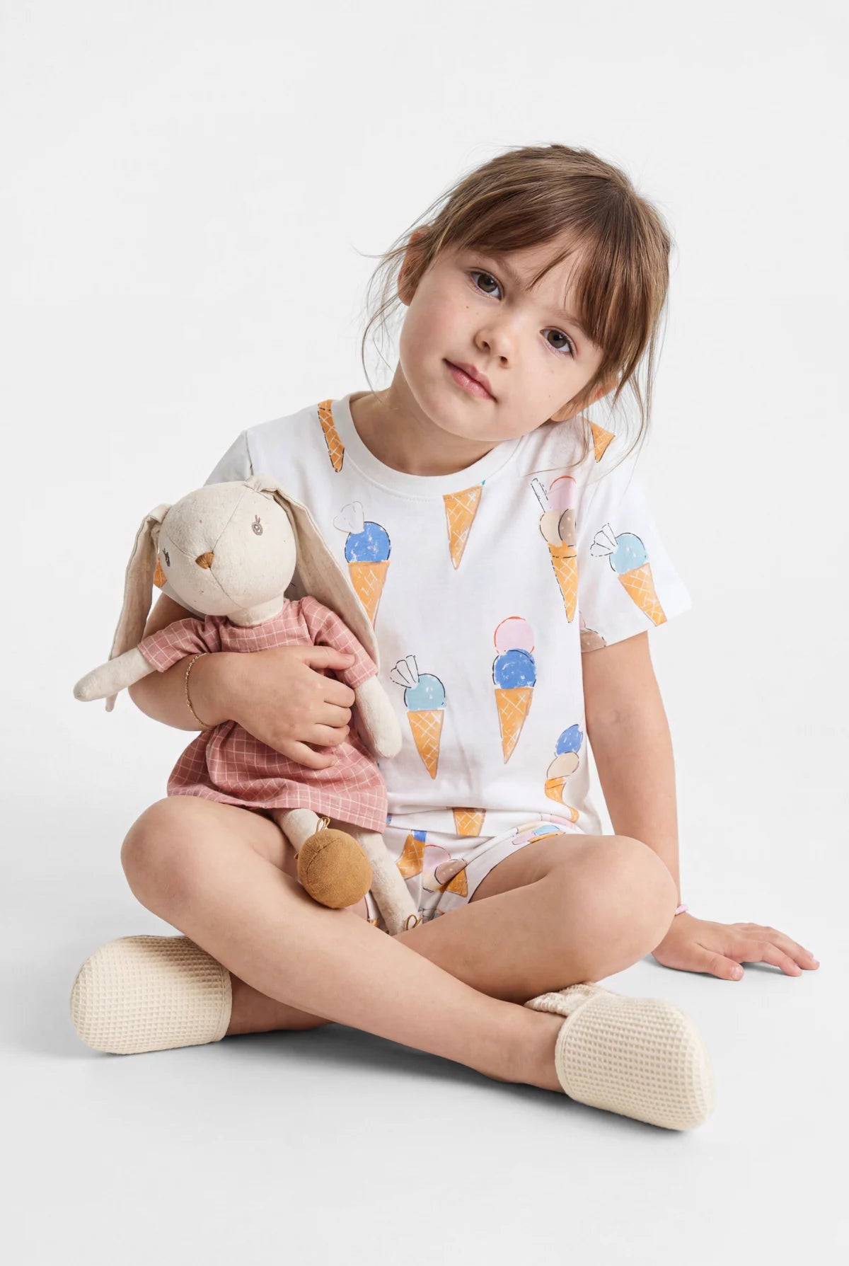 Girls' Printed Short-Sleeved Pajama Set with Shorts