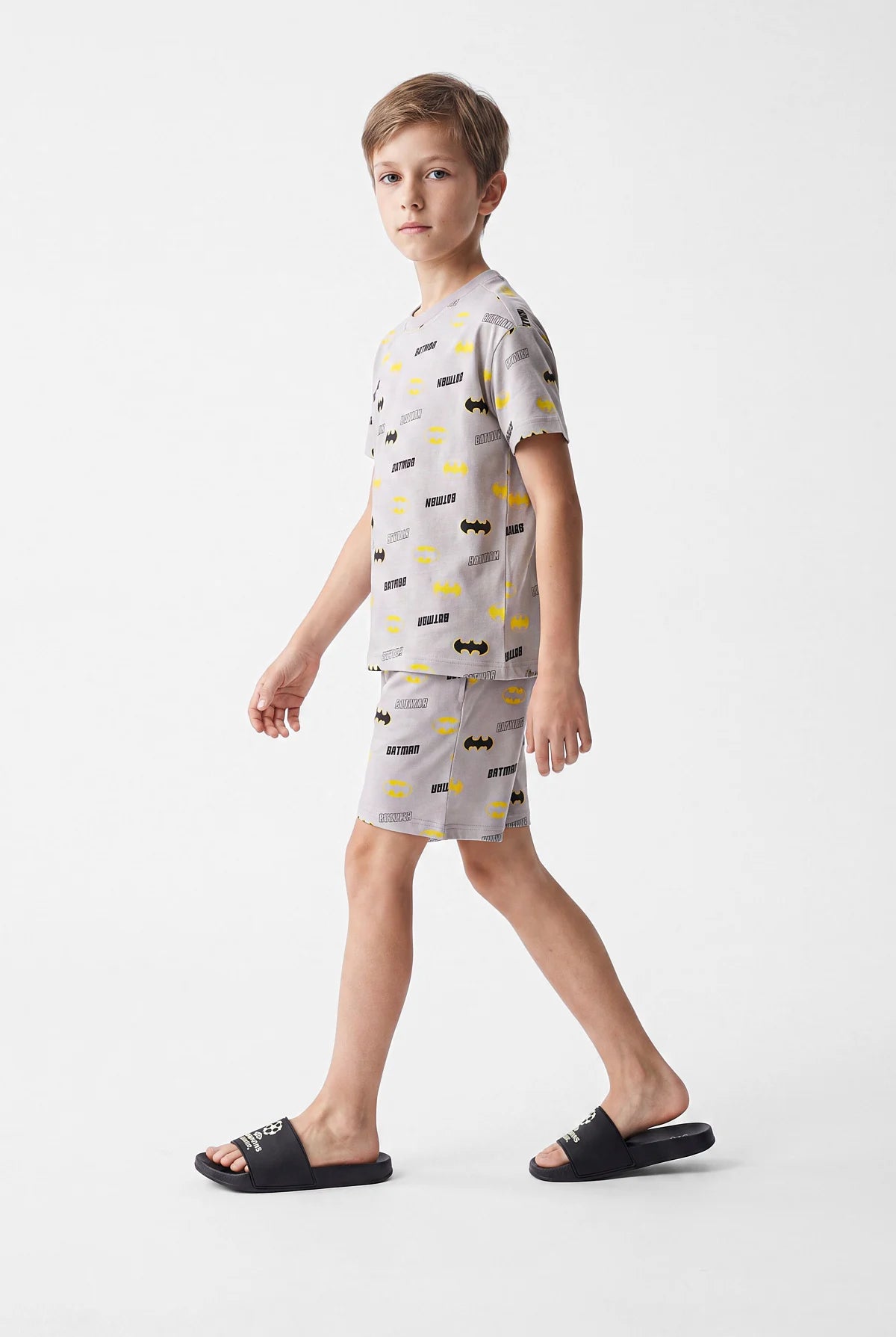 Erkek Çocuklar İçin Baskılı Pijama Takımı