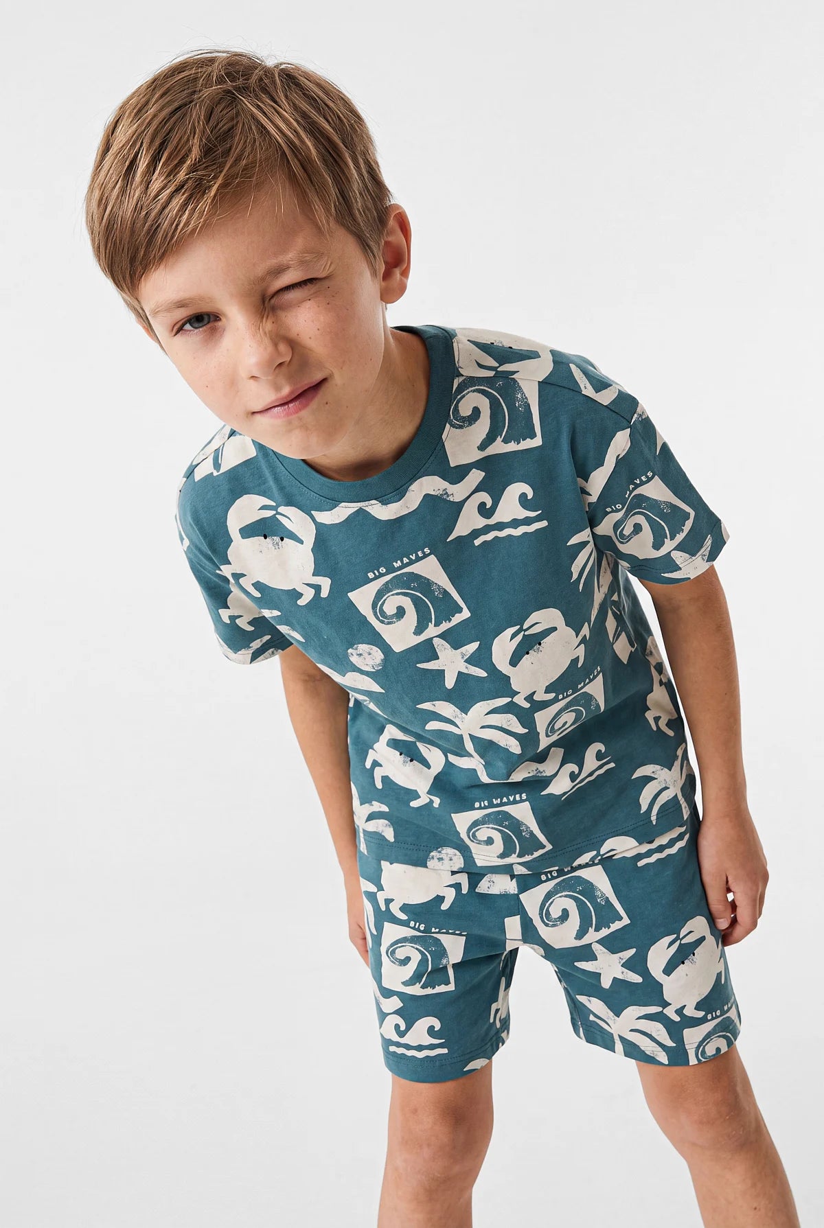 Boys' Sea-Themed Pajama Set with Shorts