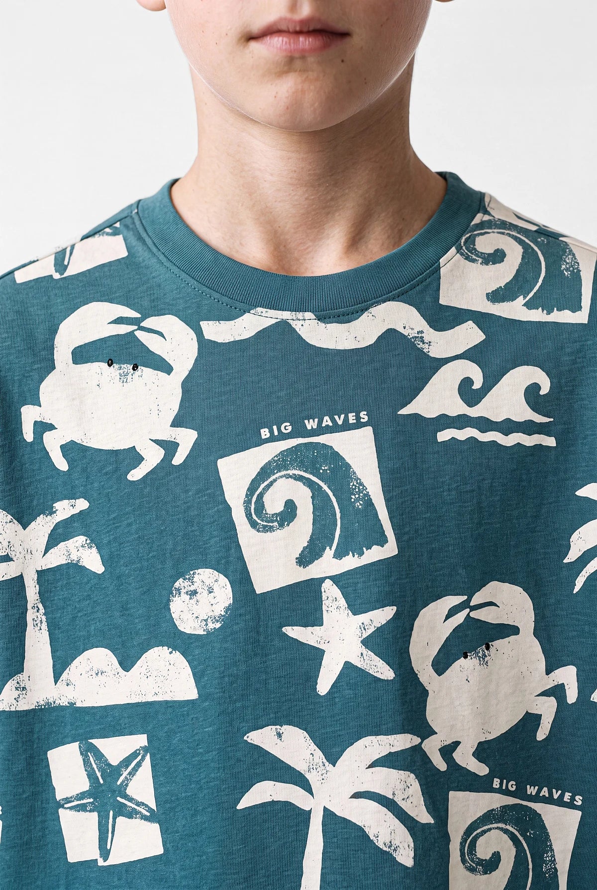 Boys' Sea-Themed Pajama Set with Shorts