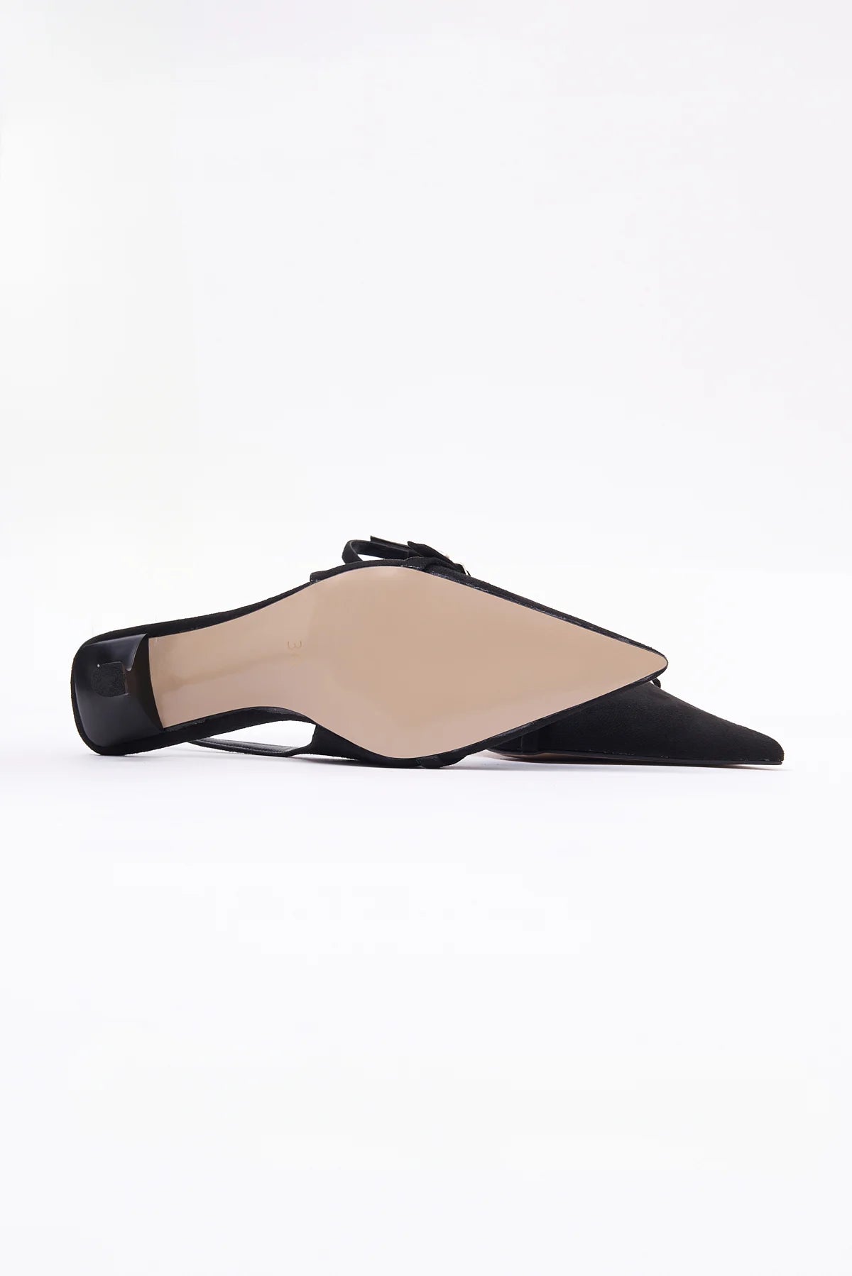 Women's Low-Heeled Shoes