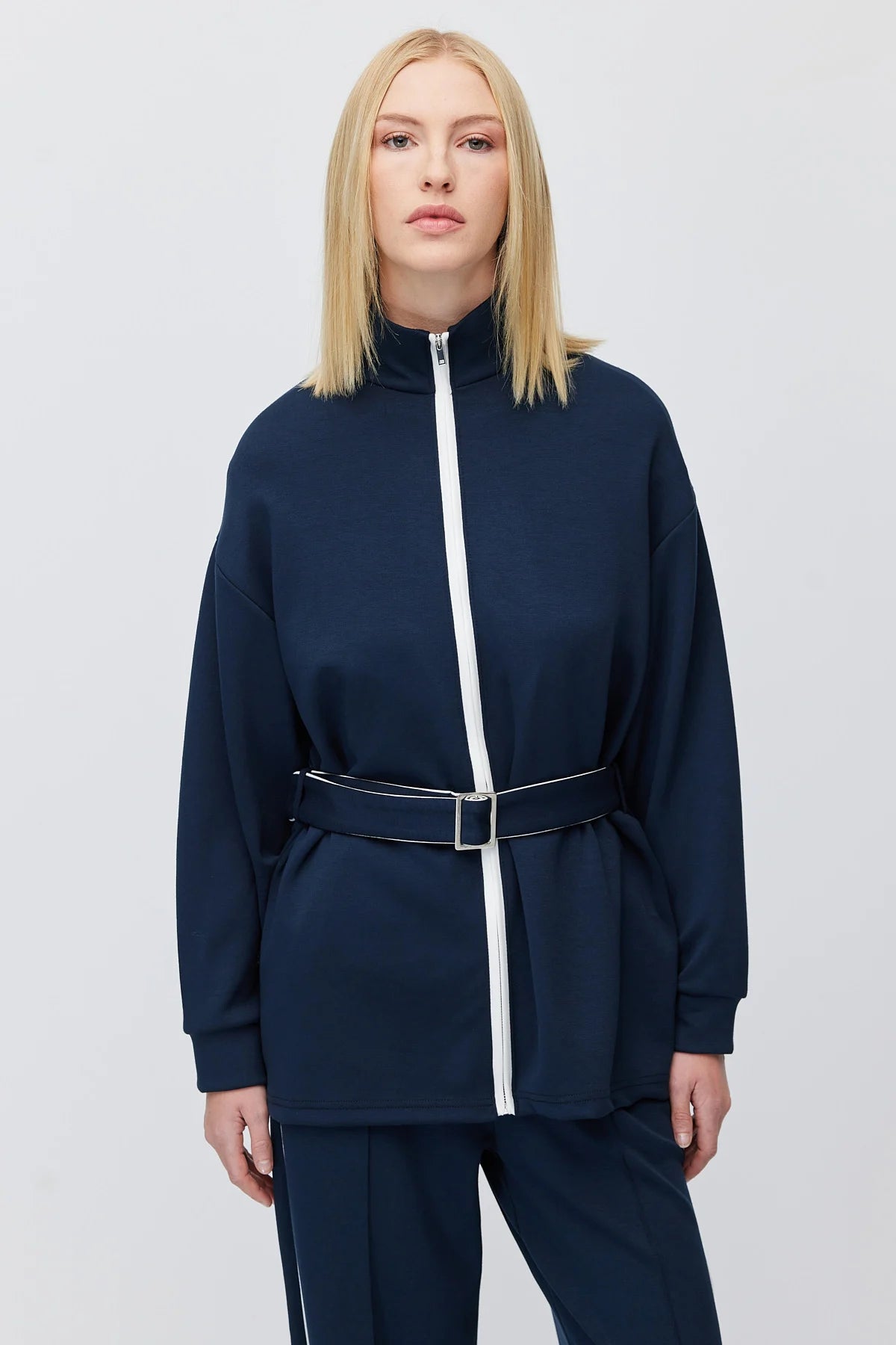 Kadın Beli Kemerli Dik Yaka Sweatshirt