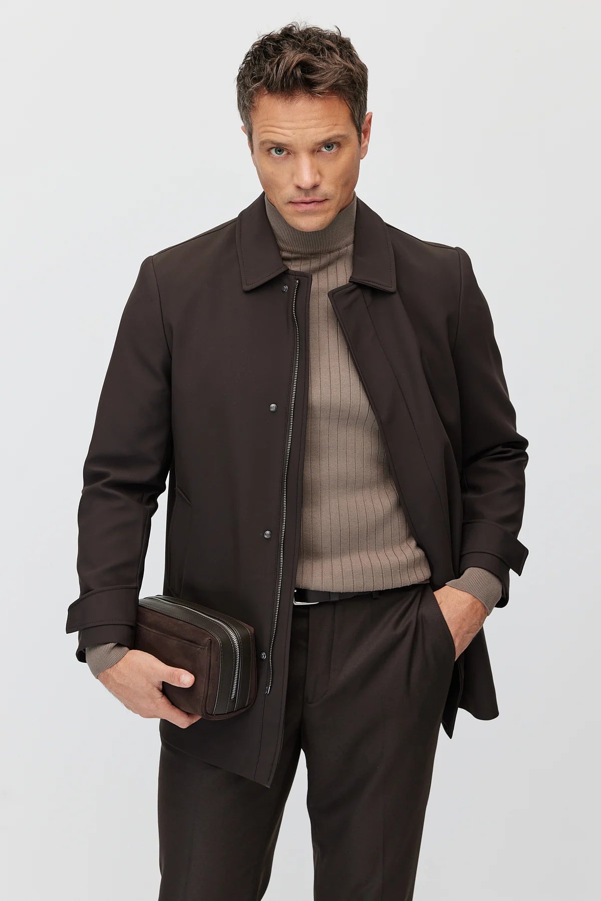 Men's Seasonal Trench Coat with Shirt Collar and Straight Cut