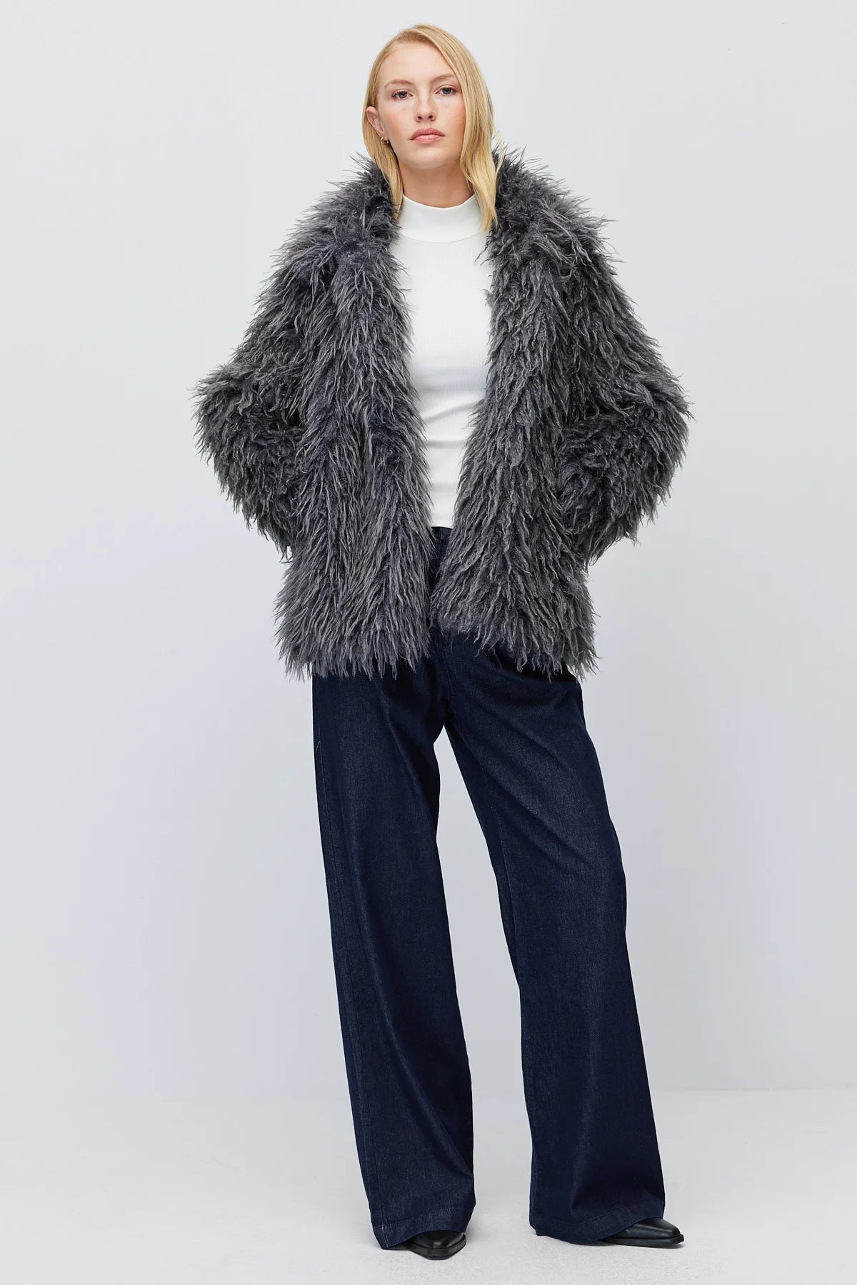 Women's Plush Fur Coat