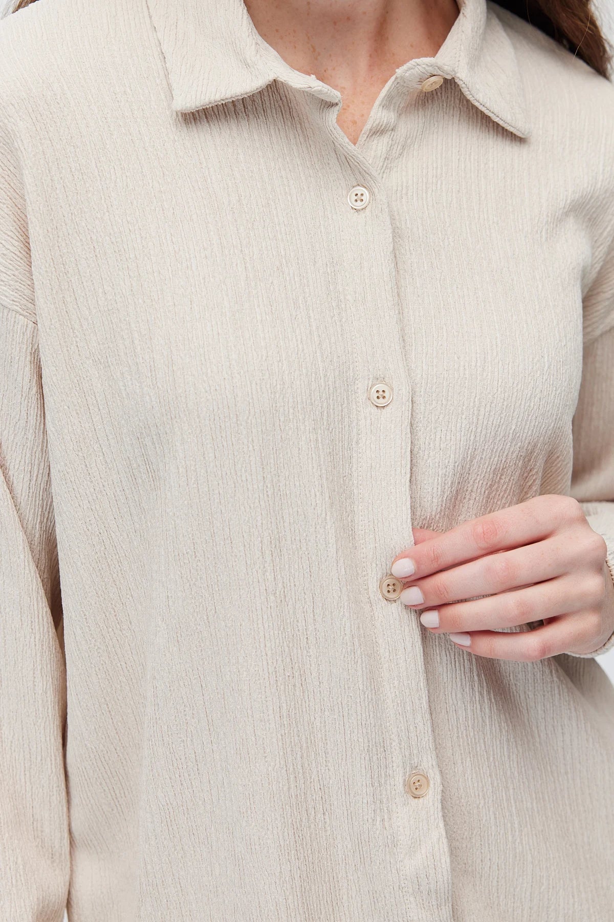 Women's drop-shoulder long-sleeve shirt