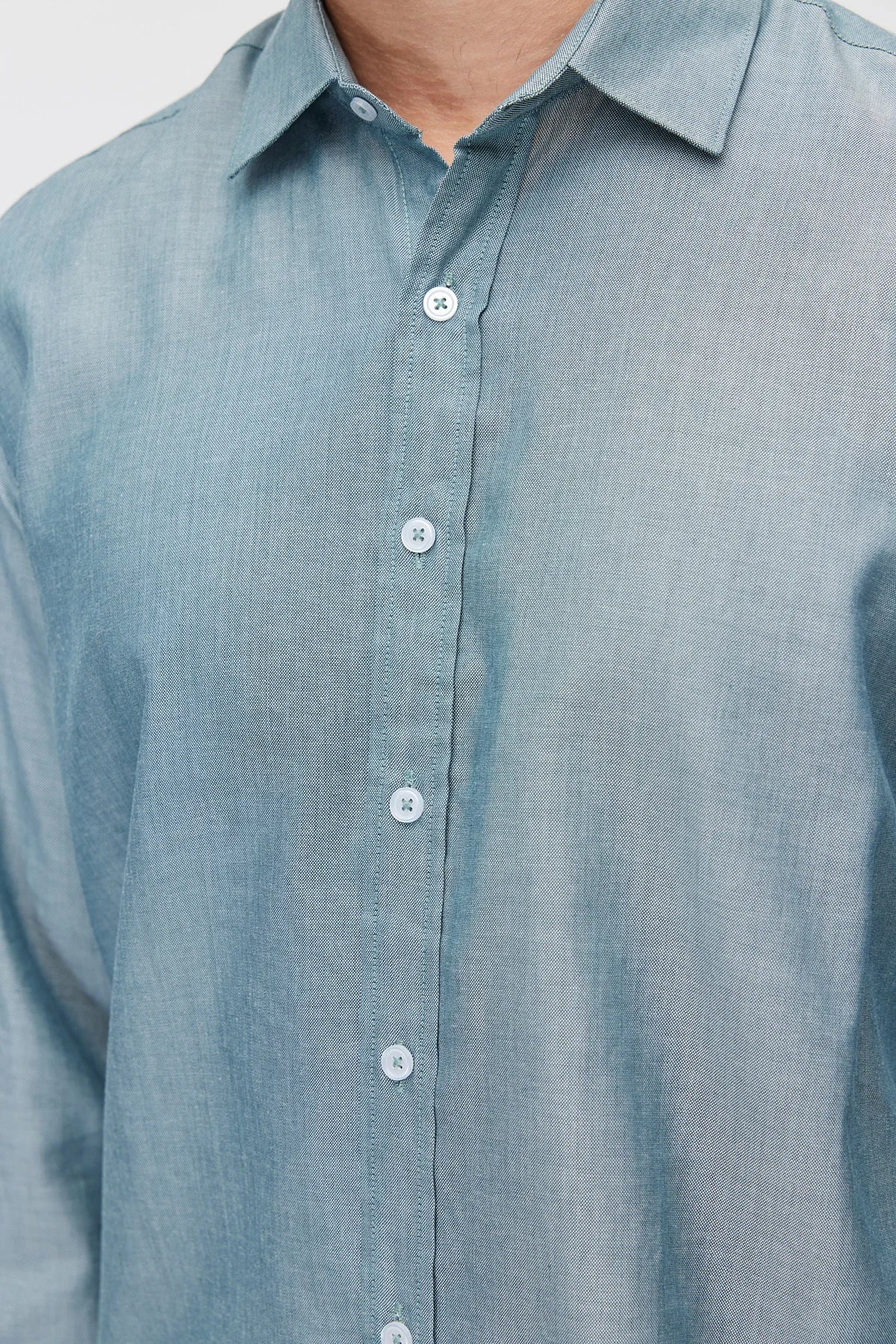 Men's Solid Color Regular Fit Long-Sleeve Shirt