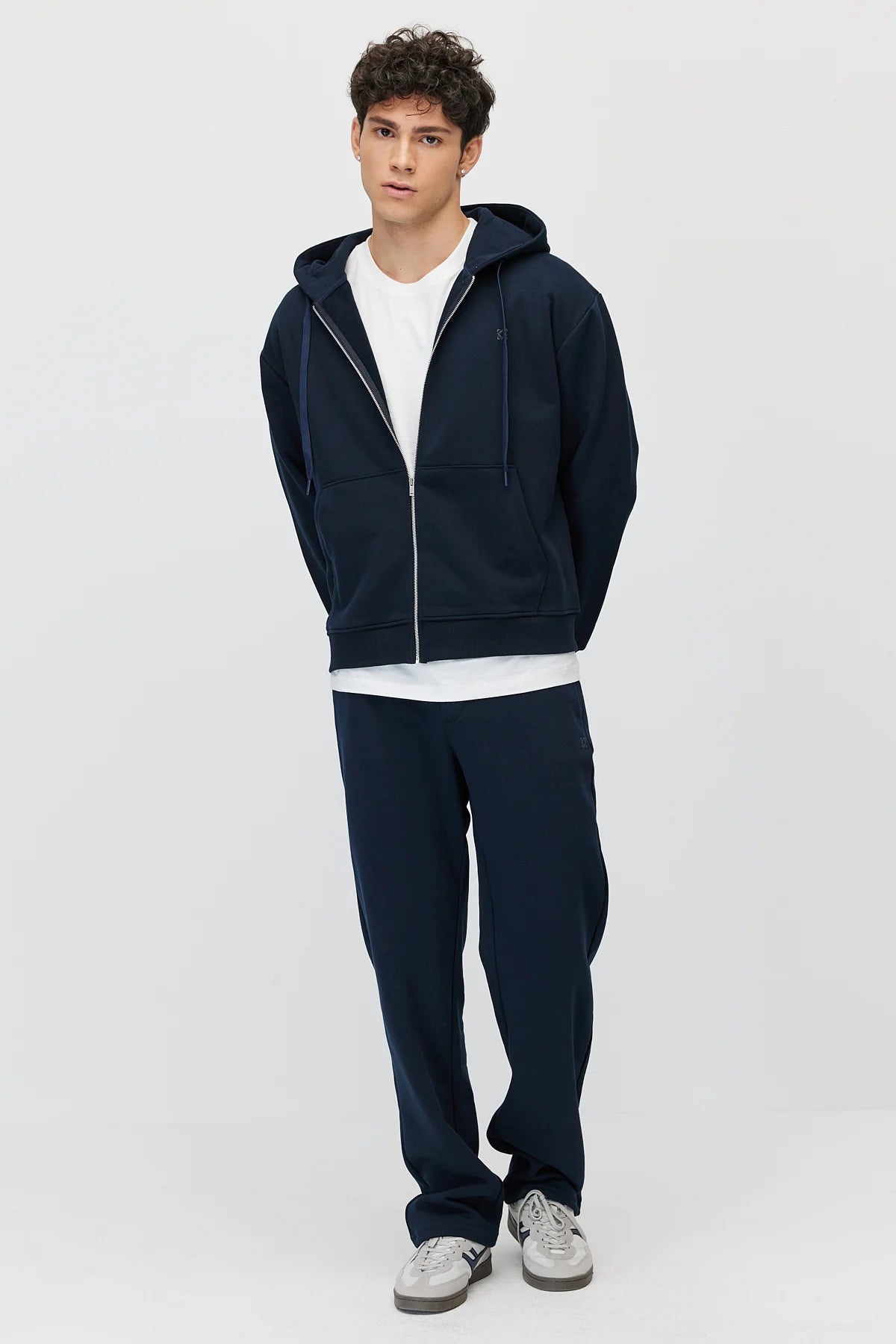 Men's Hooded Zip-up Sweatshirt