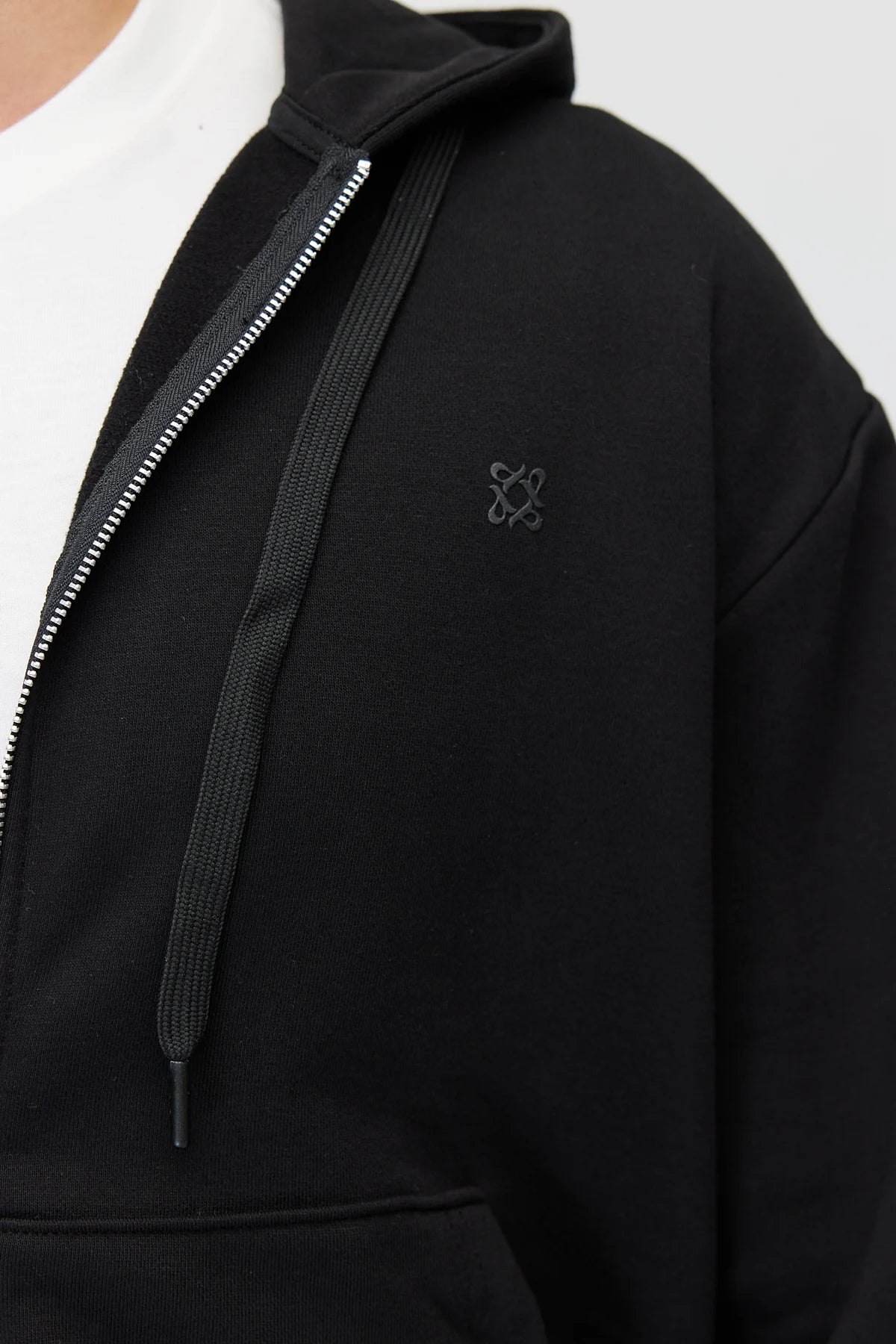 Men's Hooded Zip-up Sweatshirt