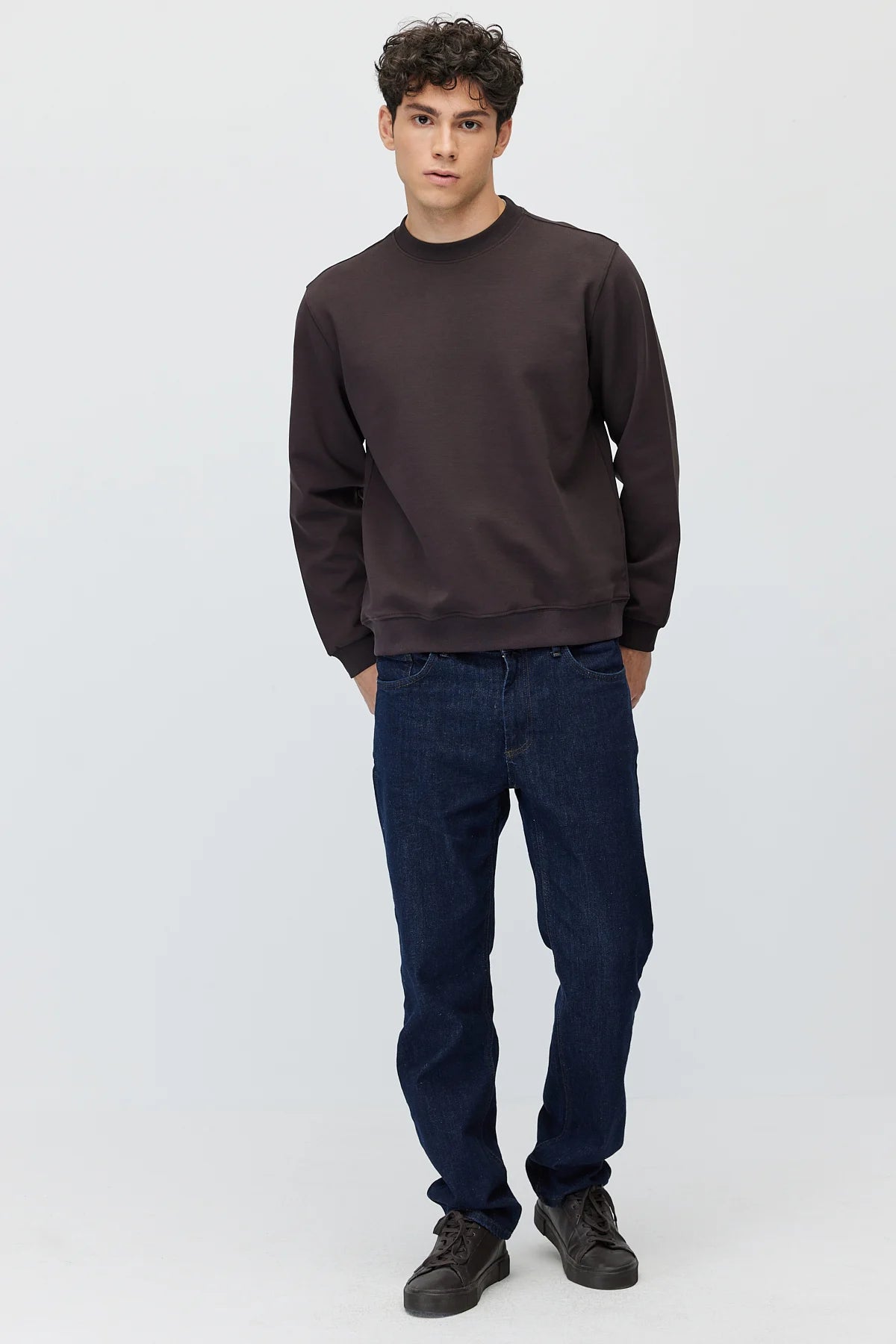 Men's Crew Neck Basic Sweatshirt