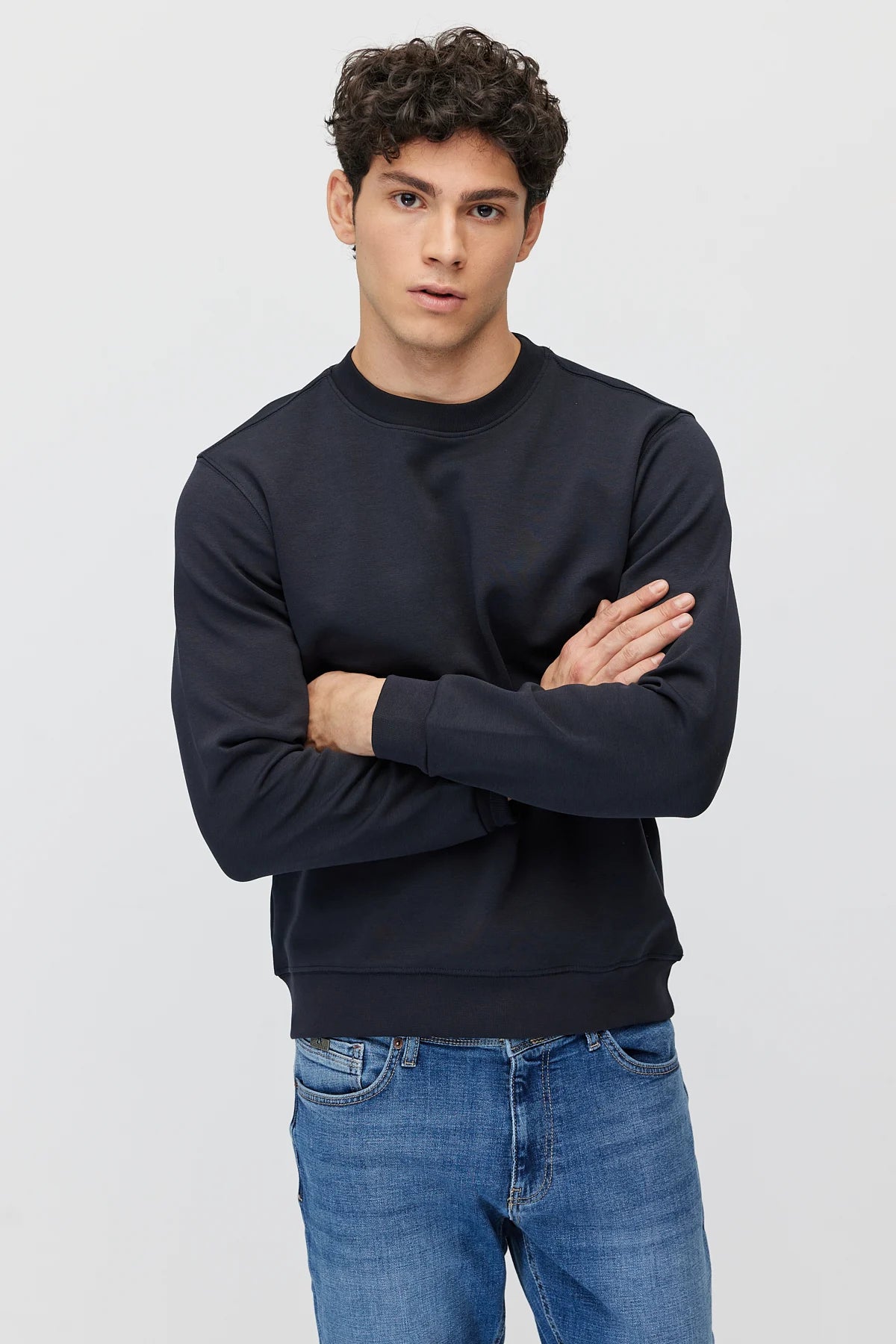 Men's Crew Neck Basic Sweatshirt