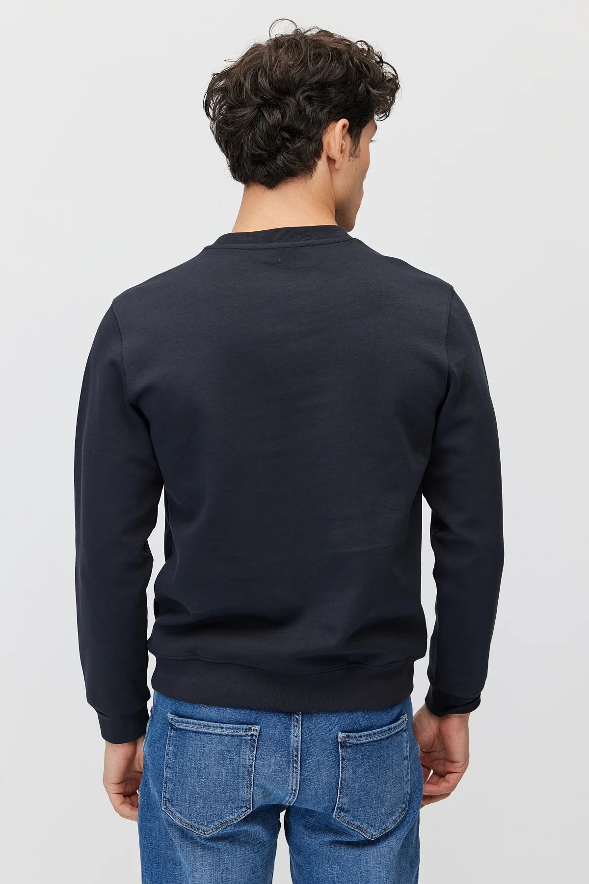 Men's Crew Neck Basic Sweatshirt