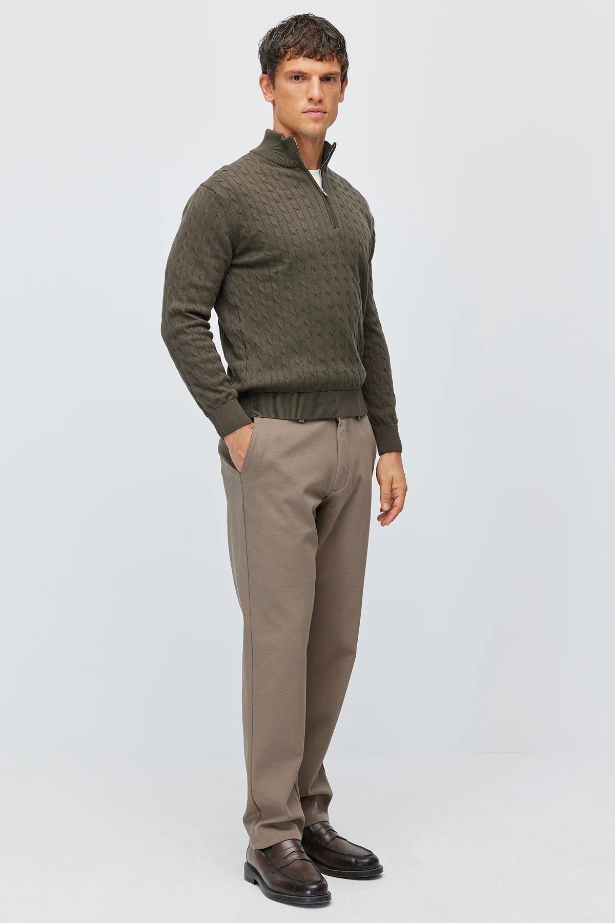 Men's Regular Straight Leg Trousers