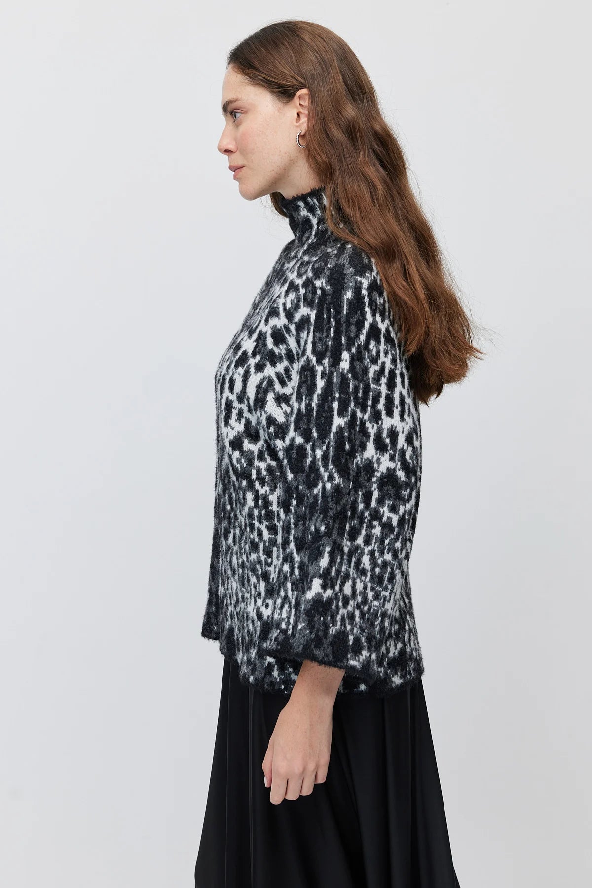 Women's Patterned Turtleneck Batwing Sleeve Knit Sweater