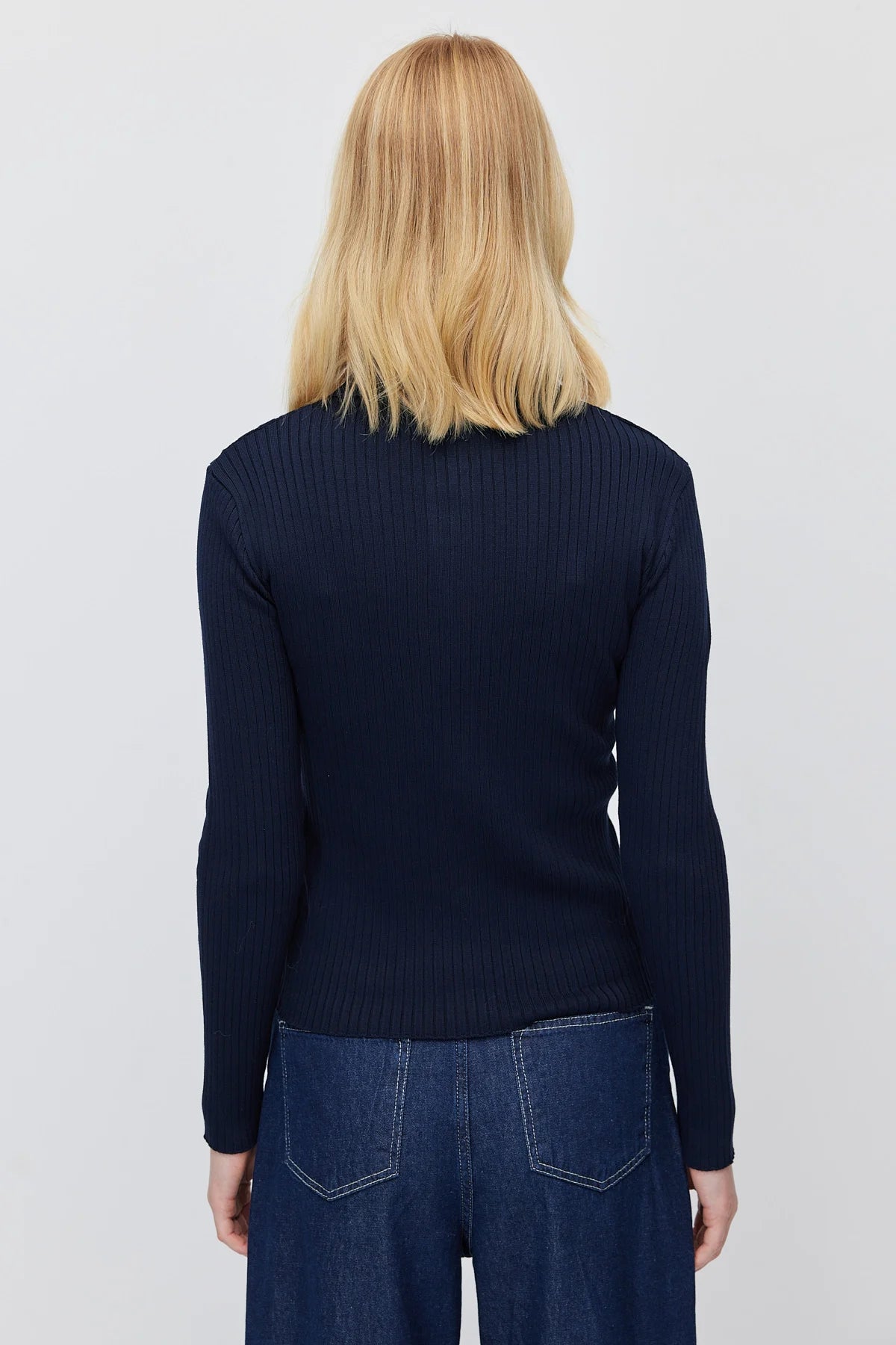 Women's Button Down Collar Self Patterned Knit Sweater
