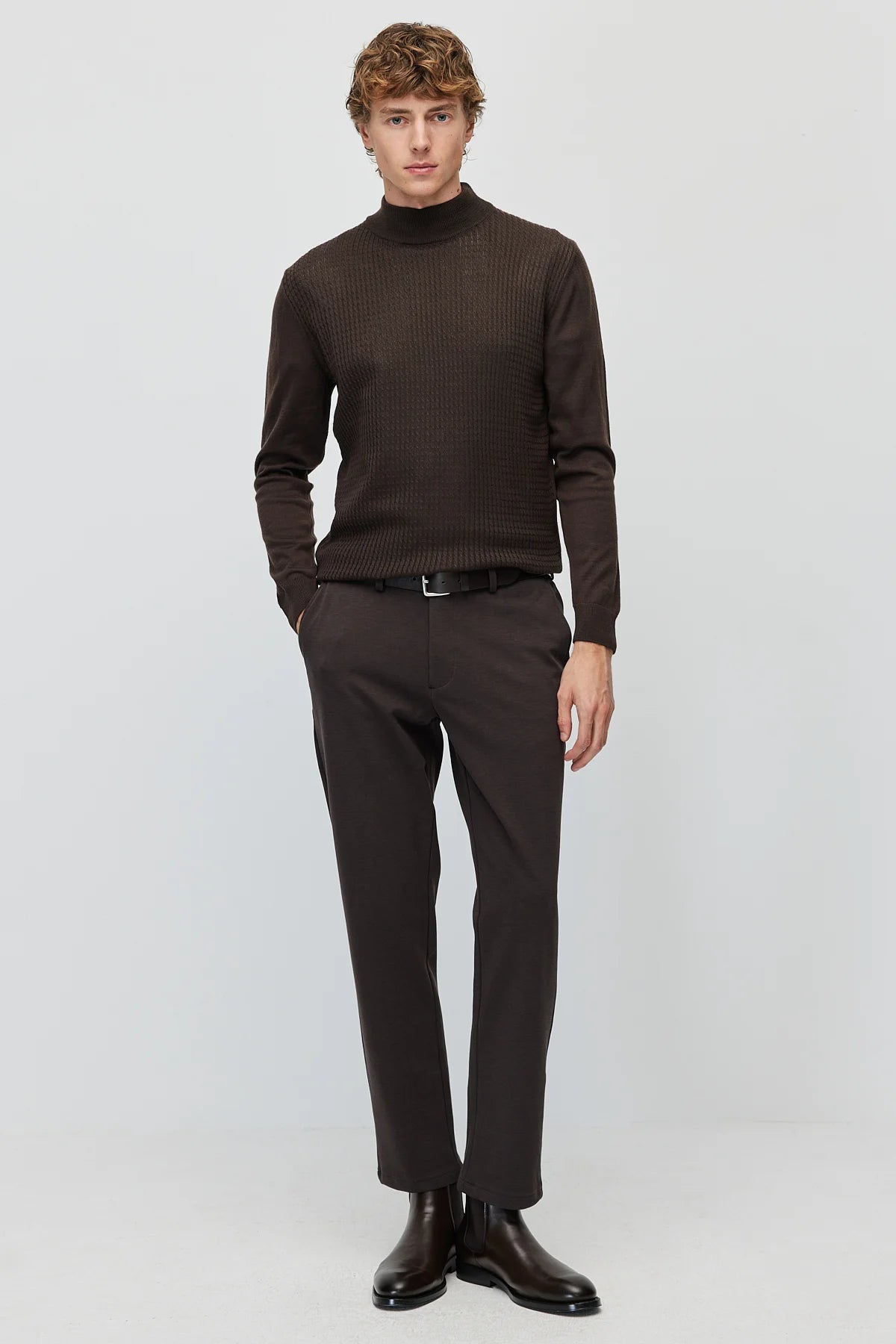 Men's Half Turtleneck Pattern Knit Sweater