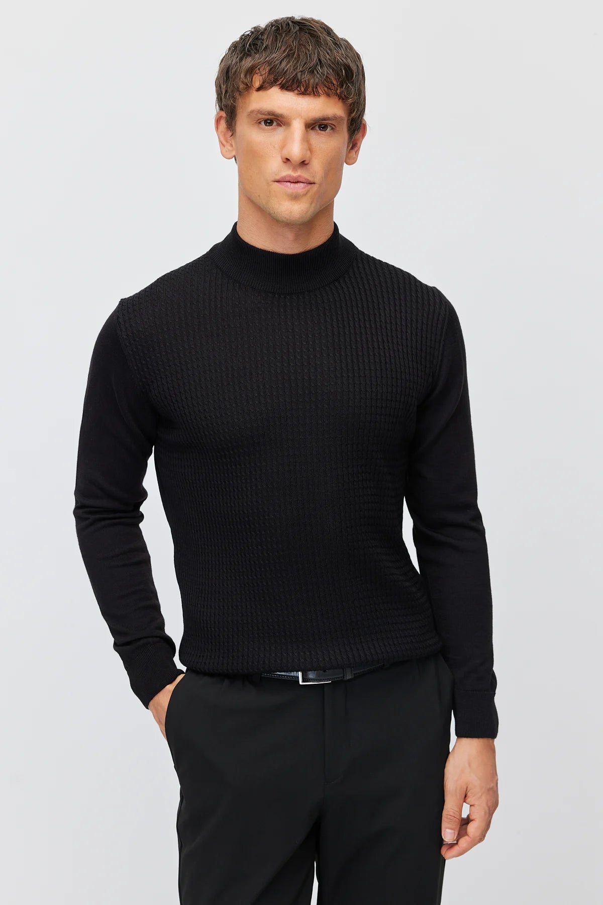 Men's Half Turtleneck Pattern Knit Sweater