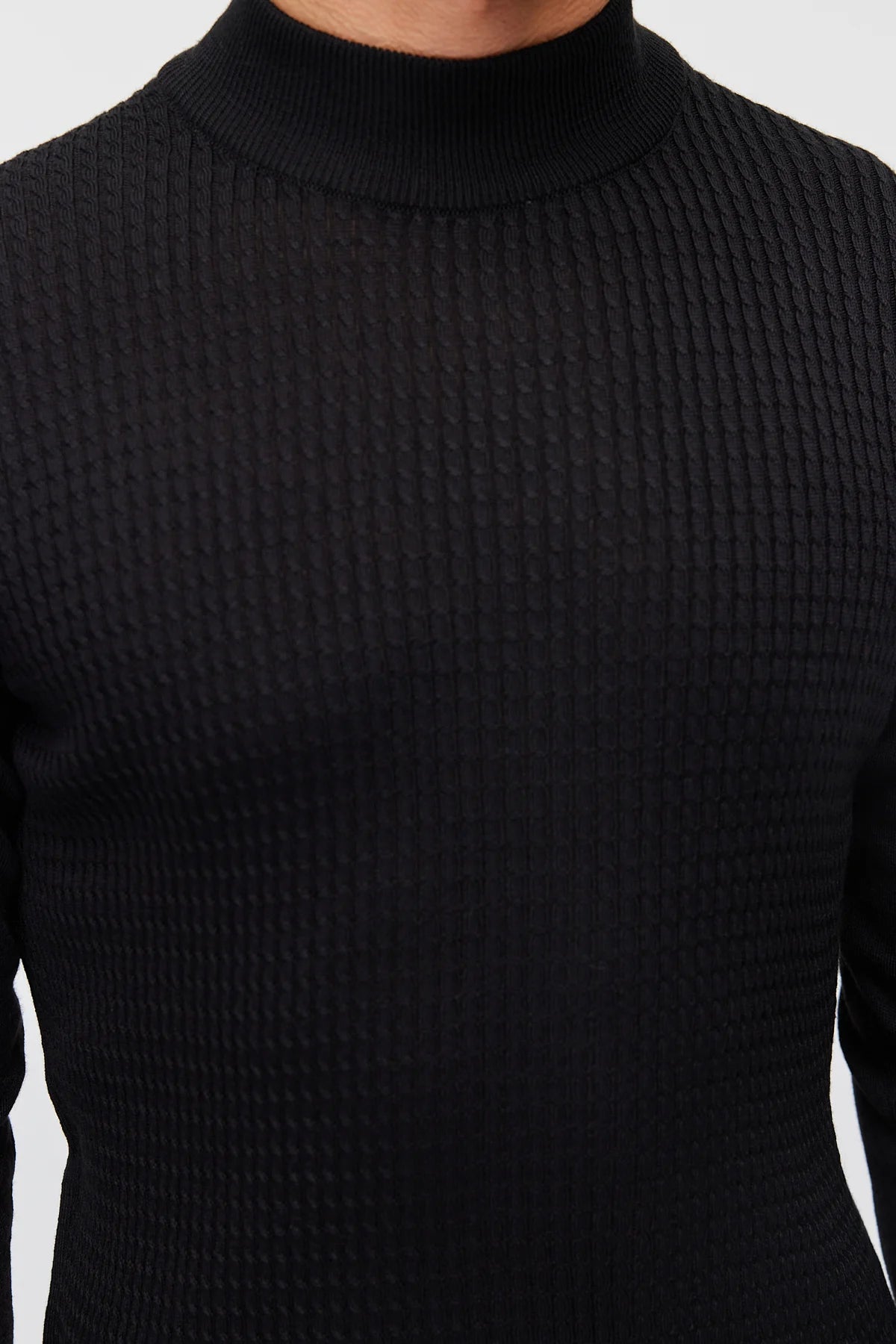 Men's Half Turtleneck Pattern Knit Sweater