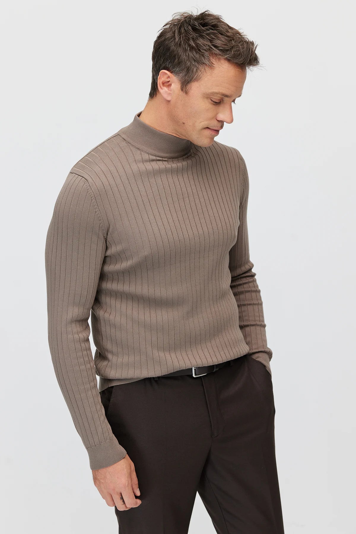 Men's Ribbed Mock-Neck Knit Sweater