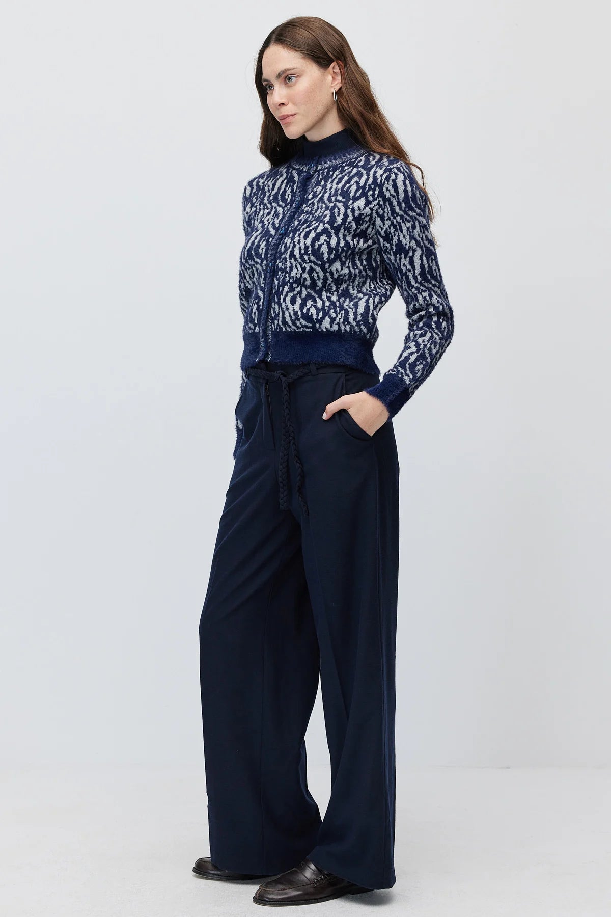 Women's high-waisted trousers with a braided belt detail