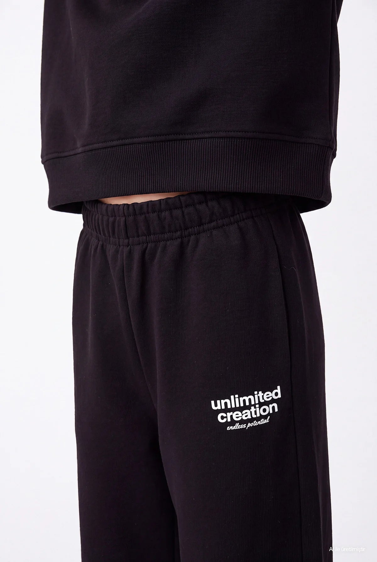 Girls' Loose-Fit Sweatpants