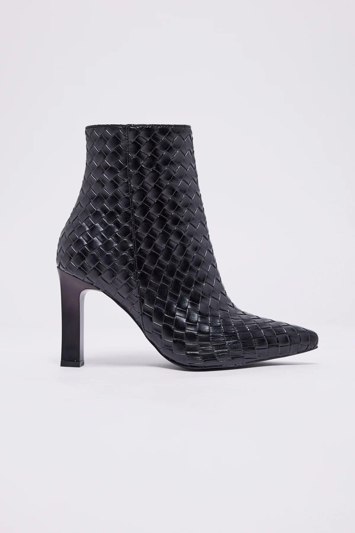 Printed leather women's knitted textured pointed toe heeled boots