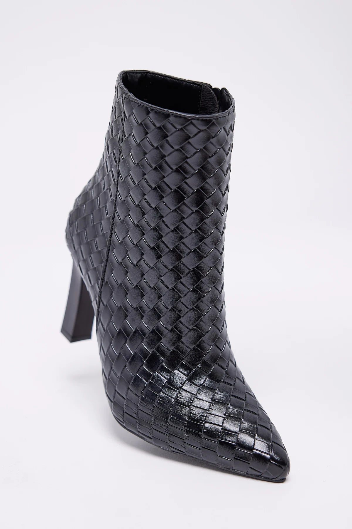 Printed leather women's knitted textured pointed toe heeled boots