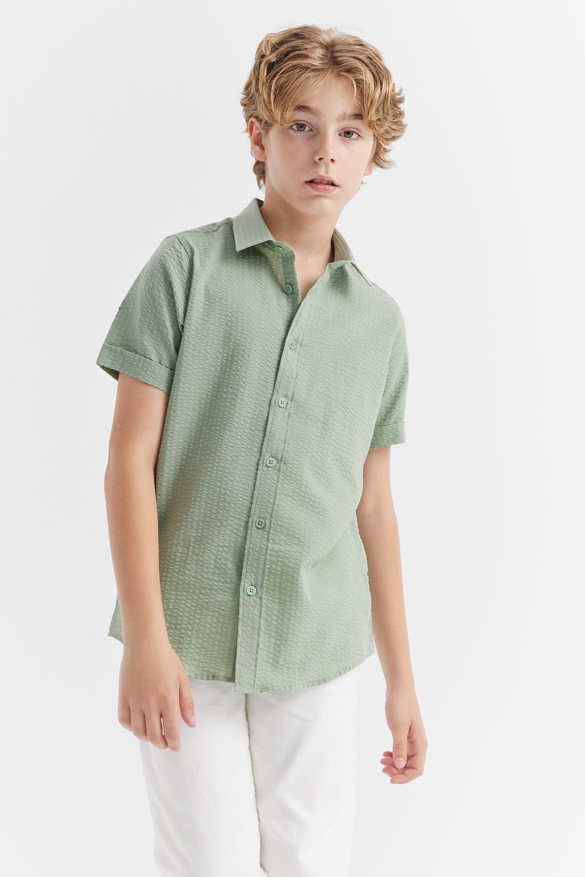 Boy's Textured Short Sleeve Shirt