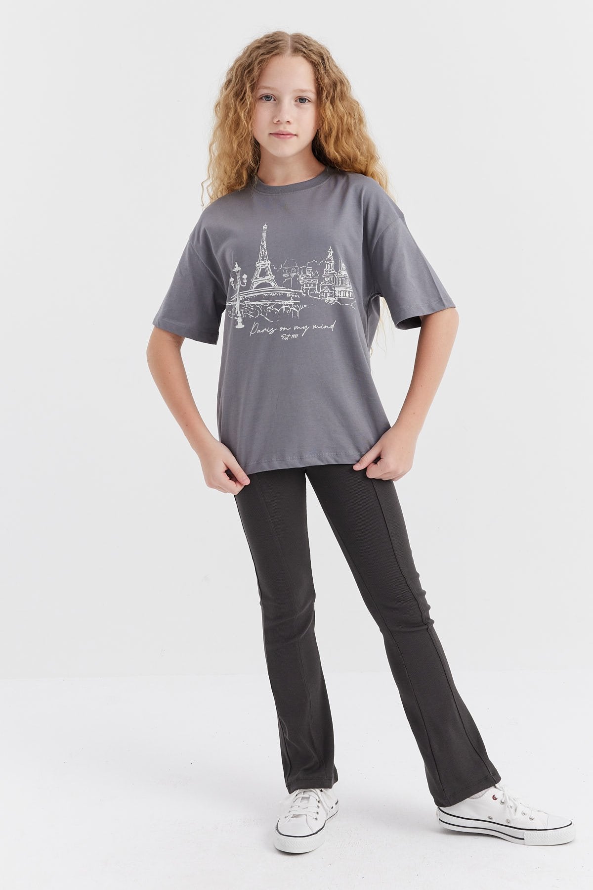 Girl's Printed Detailed T-shirt
