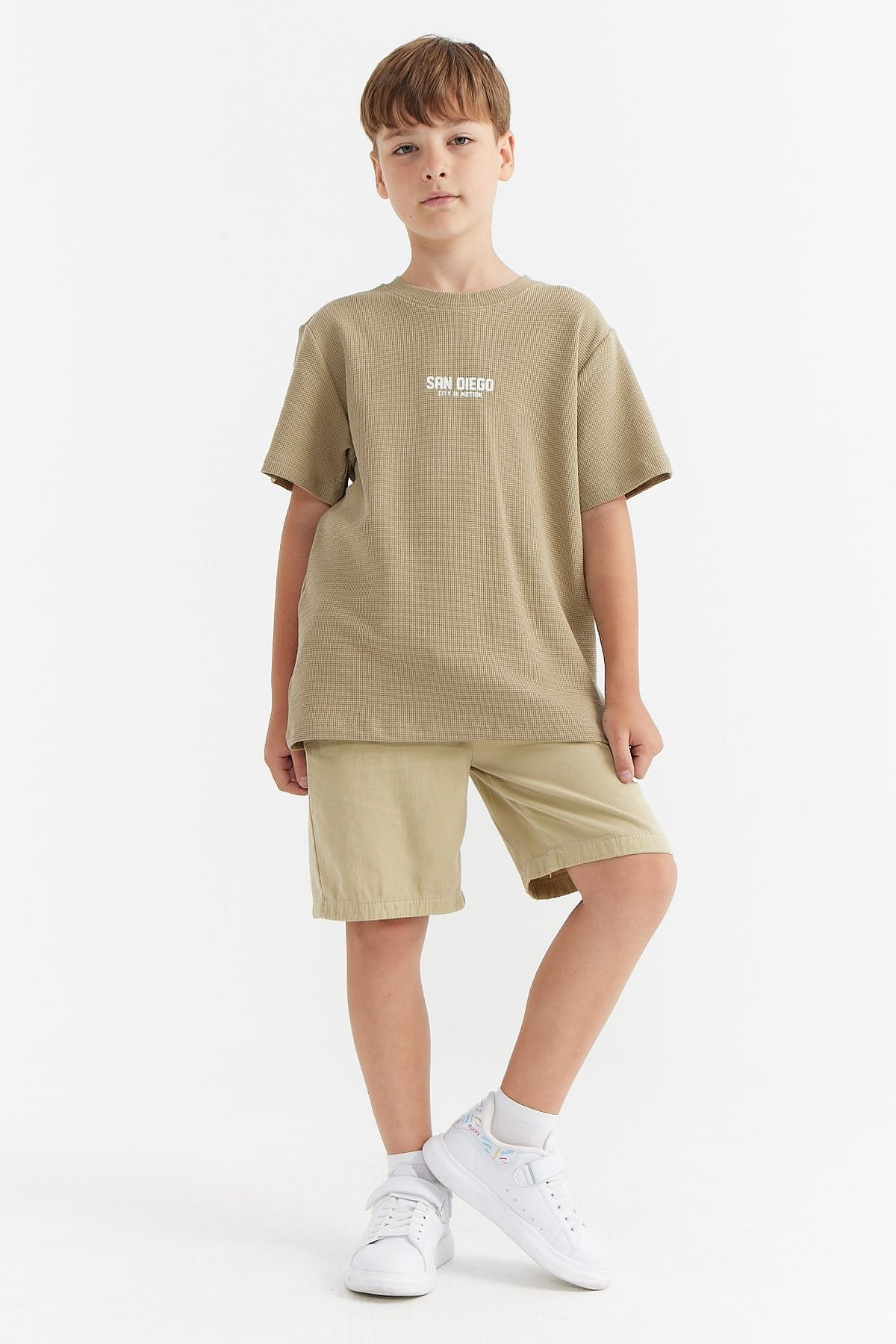 Boys' Elastic Waist Capri Pants