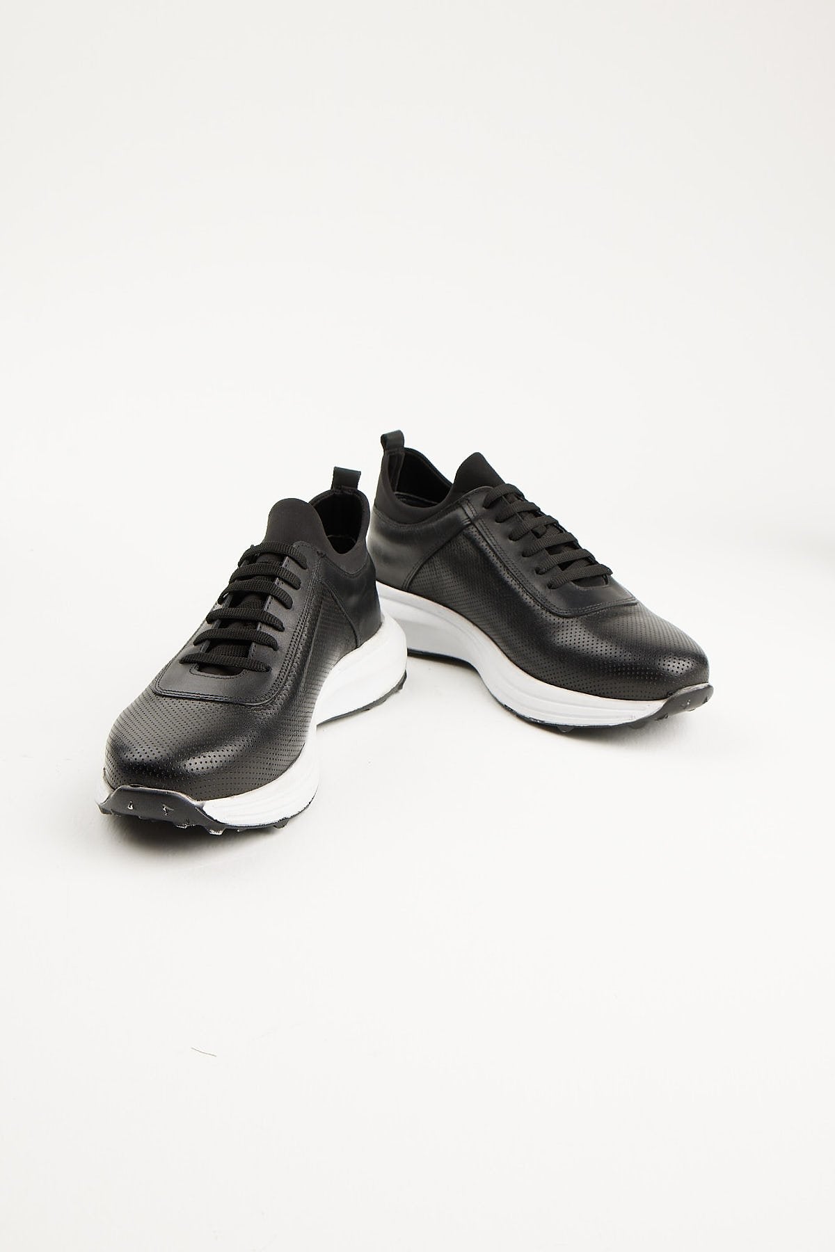 Men's Casual Shoes