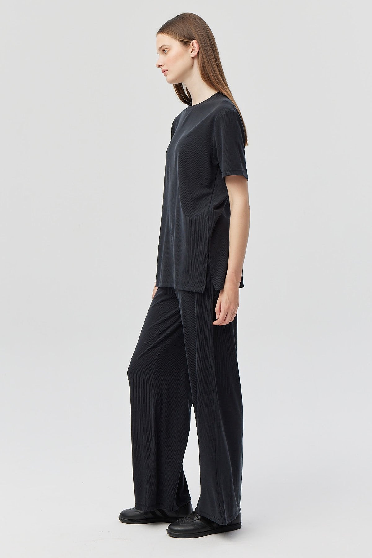 Women's Thin Ribbed Knit Trousers