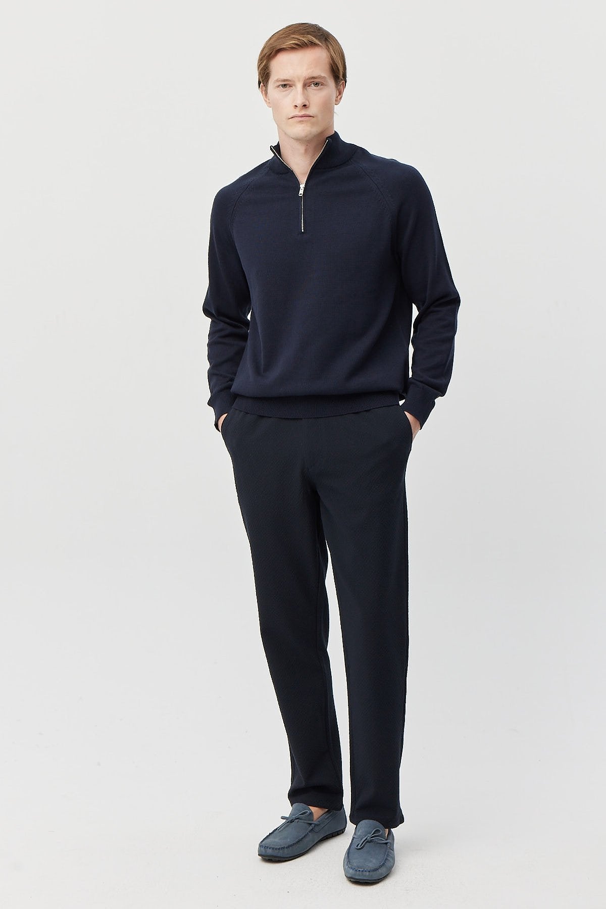 Men's Textured Elastic Waist Jogger Pants