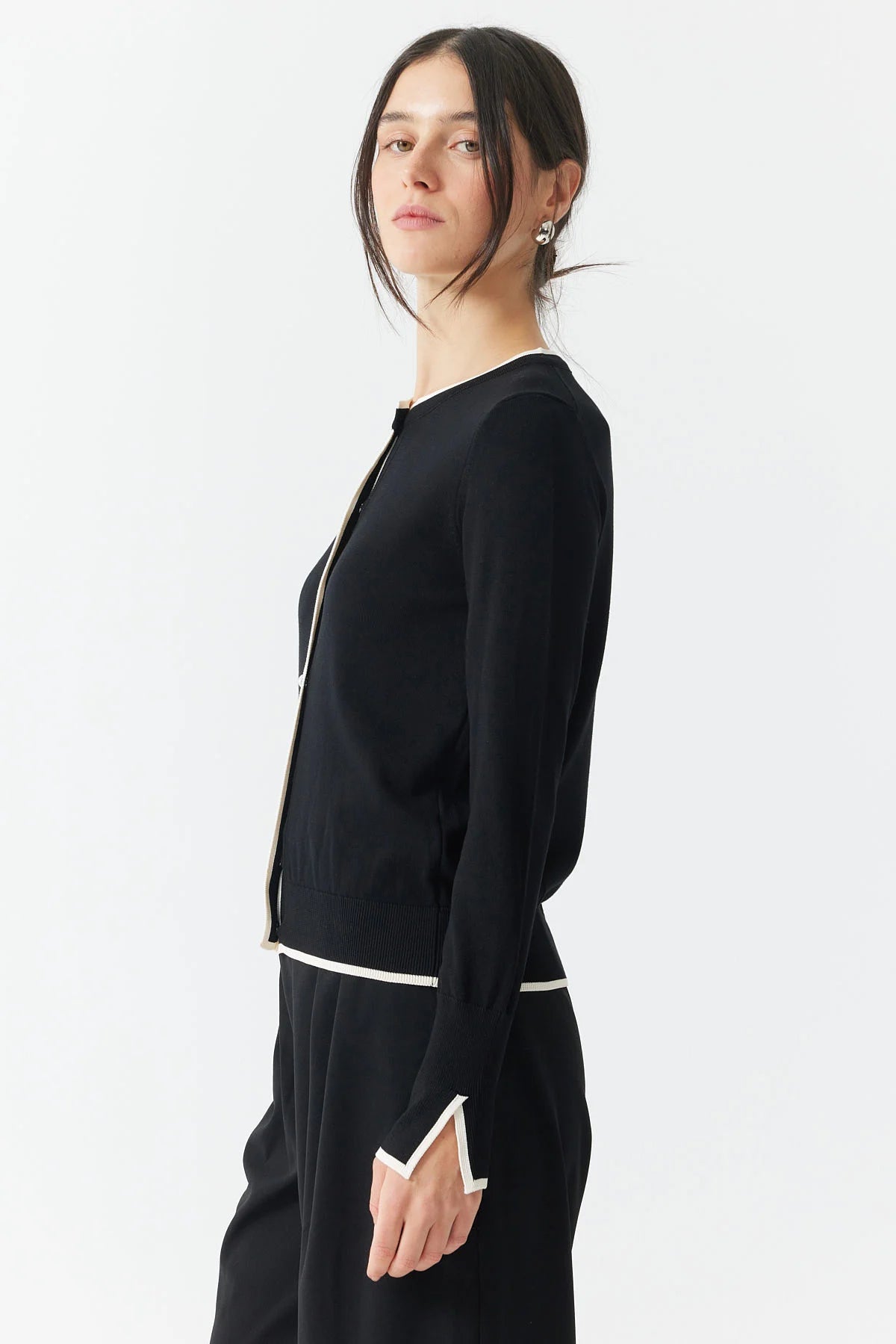 Women's Buttoned Knit Cardigan