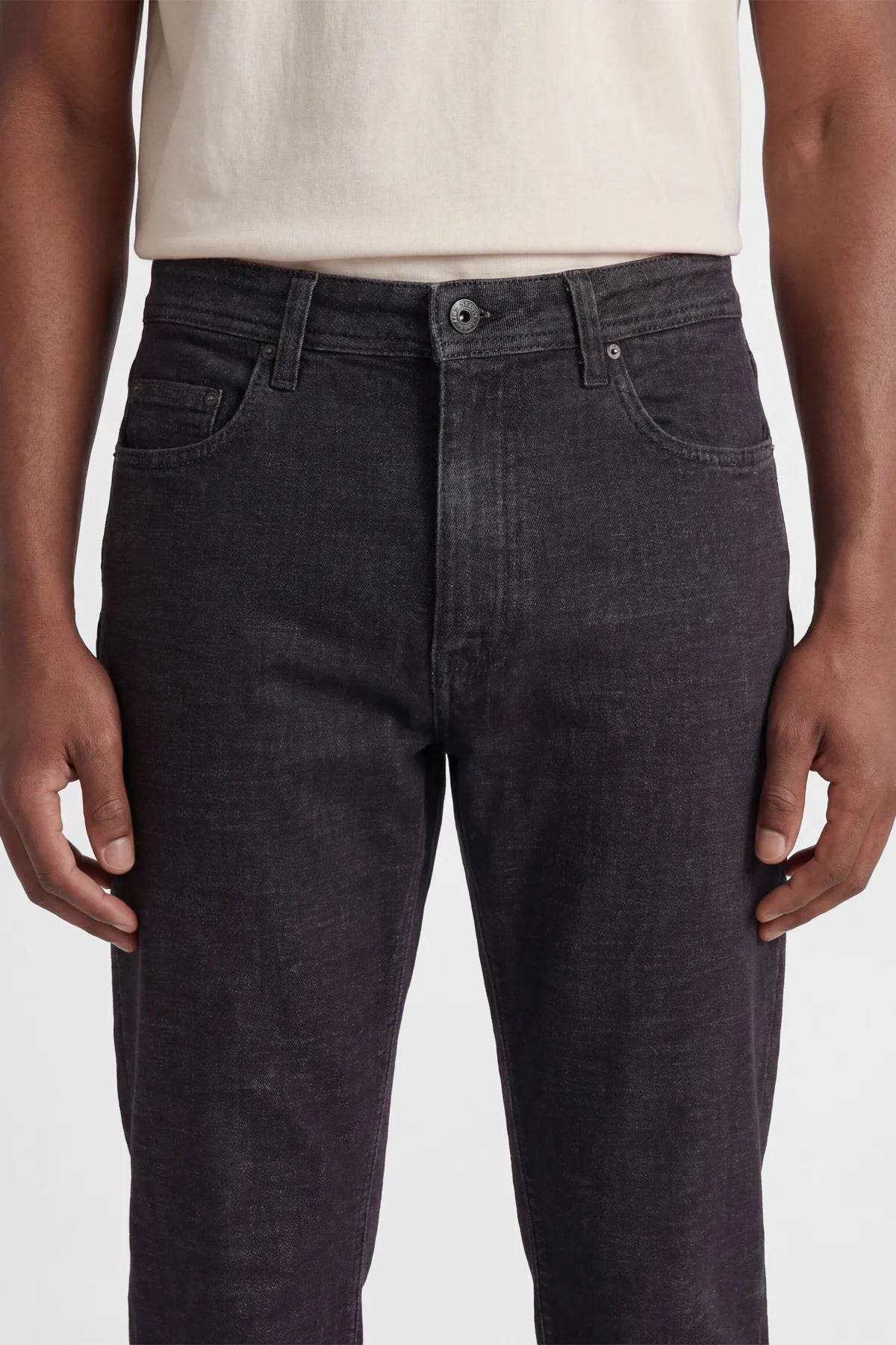 MEN'S REGULAR JEANS