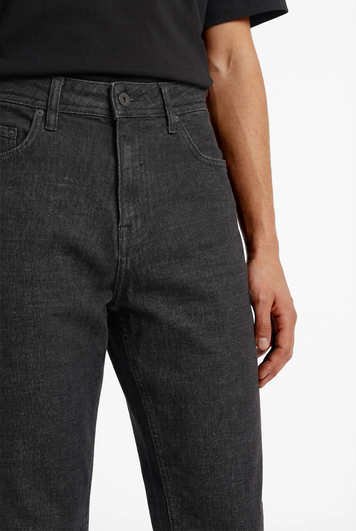 MEN'S REGULAR JEANS