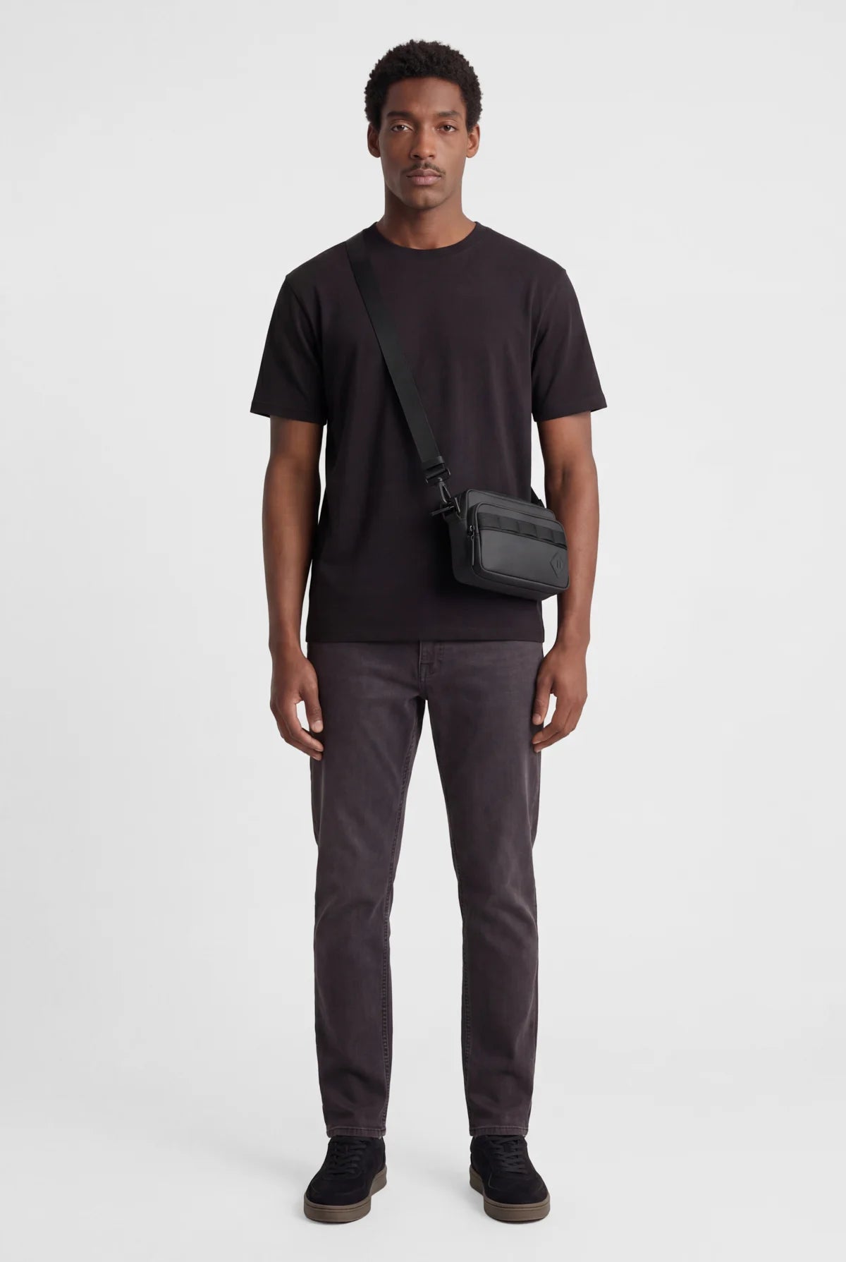 MEN'S REGULAR JEANS