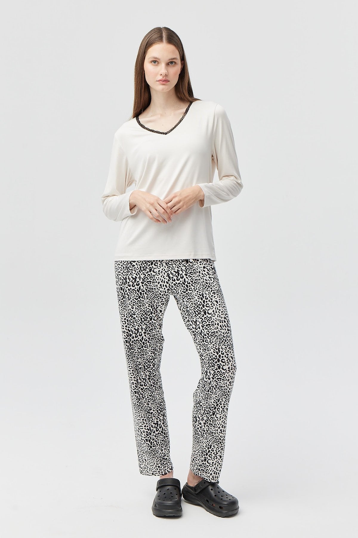 Women's V-Neck Long Sleeve Pajama Set