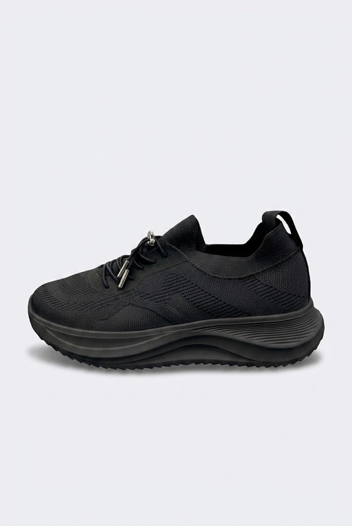 WOMENS SPORT SHOES