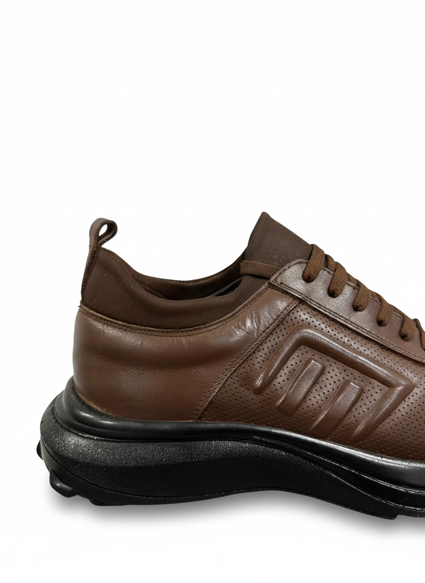 CASUAL SHOES