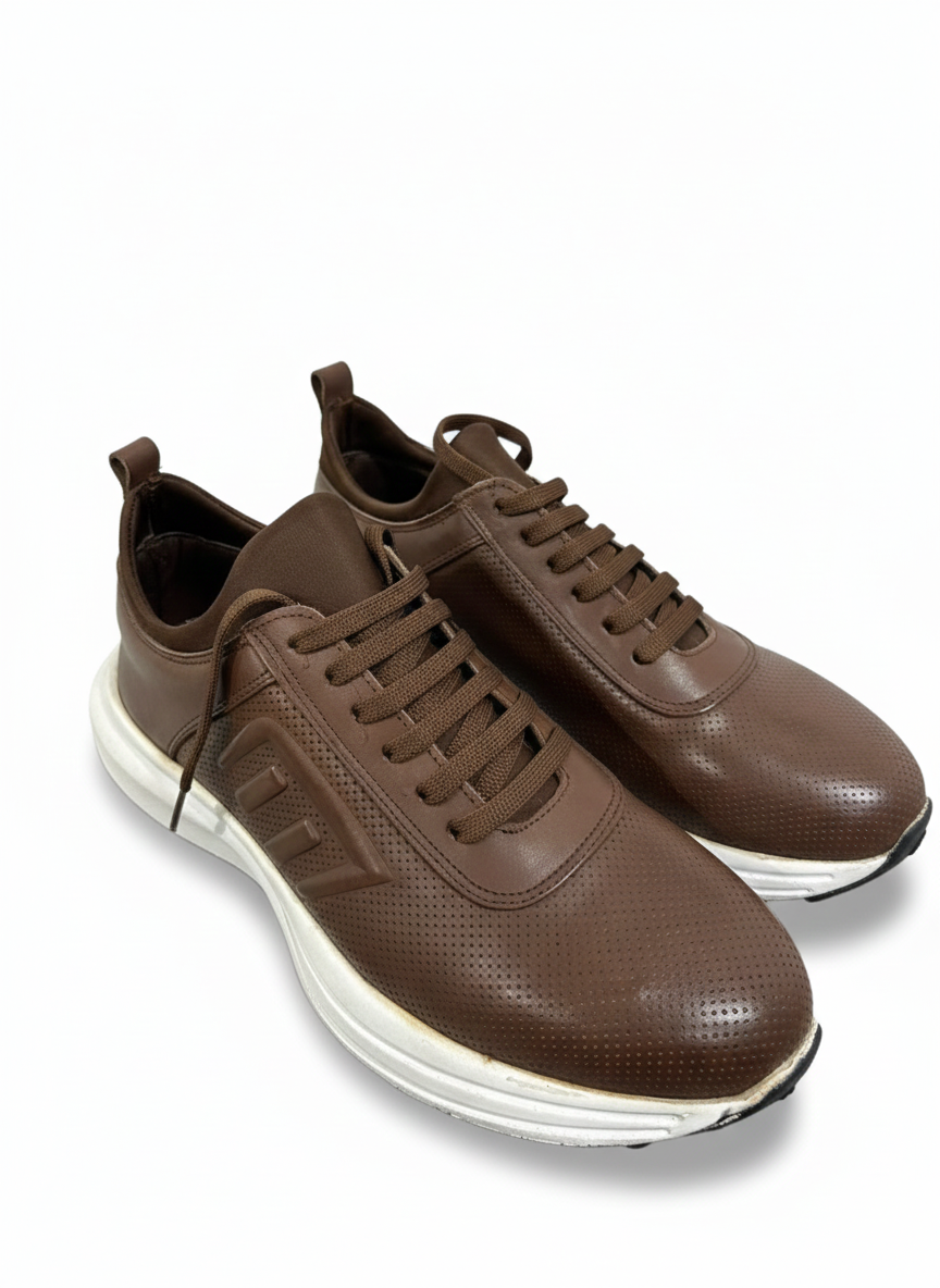 CASUAL SHOES