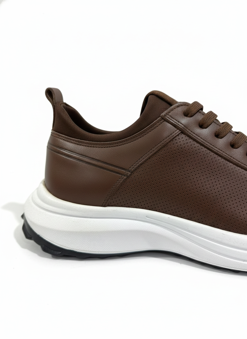 CASUAL SHOES