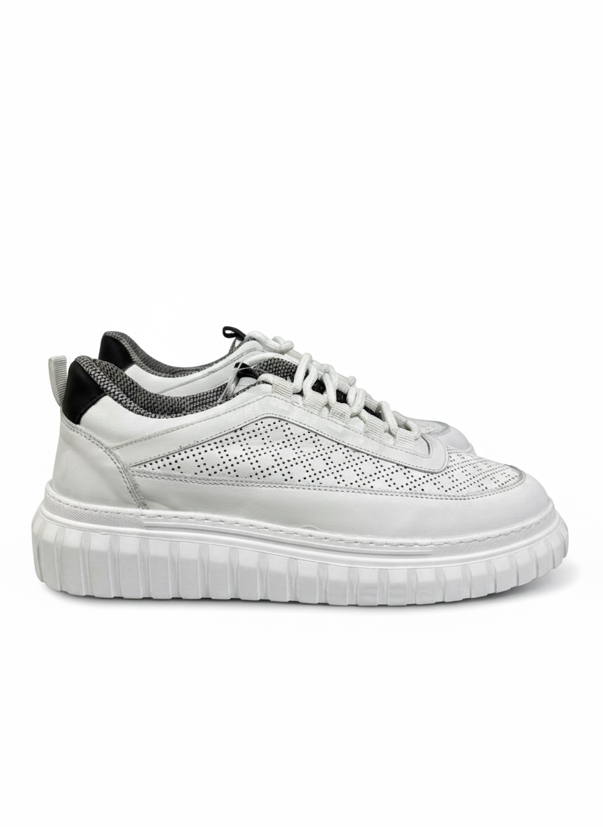 CASUAL SHOES