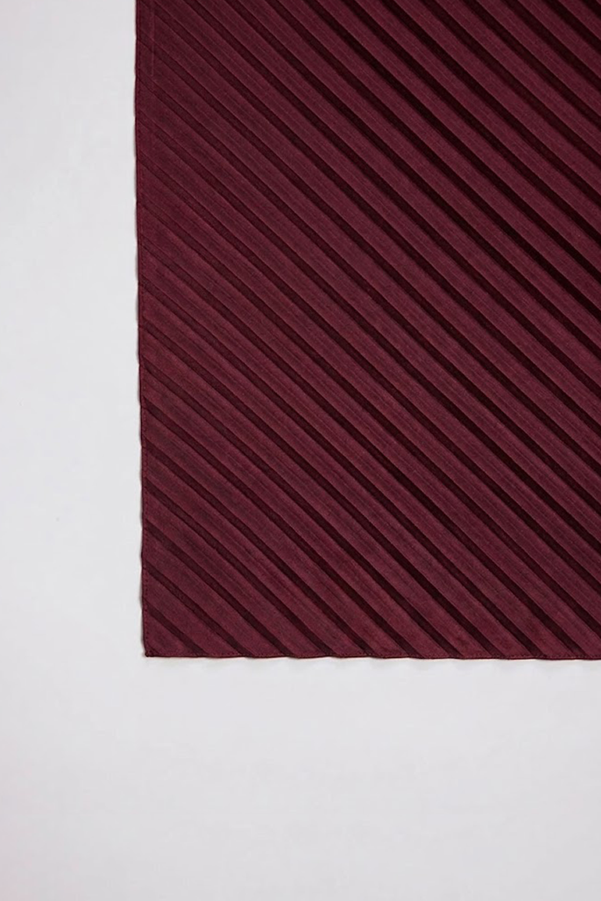 WOMEN'S PLAIN PLEATED BANDANA
