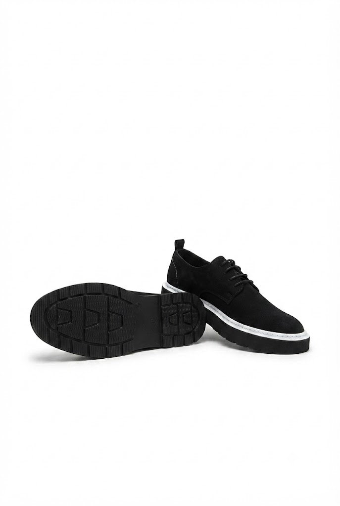 CASUAL SHOES
