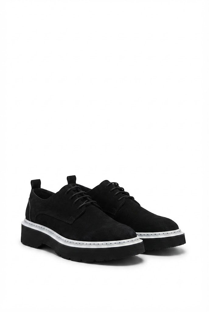 CASUAL SHOES